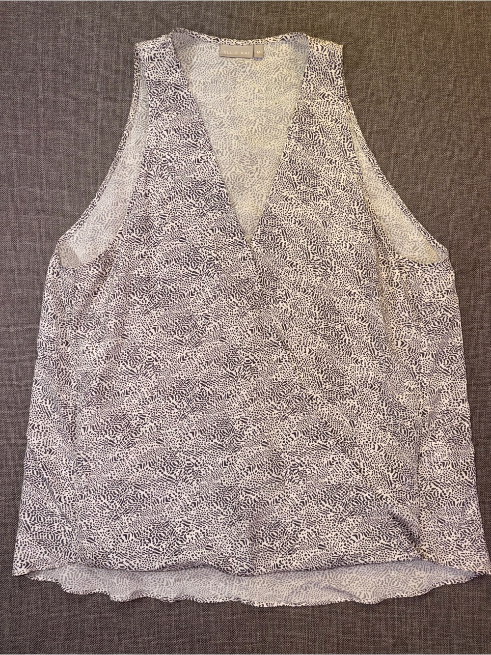 Women’s Sleeveless V-Neck Camisole - White/Brown Animal Print Medium 100% Silk